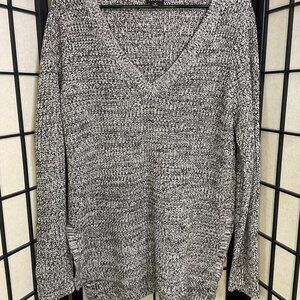 V Neck Black Grey Long Sleeve